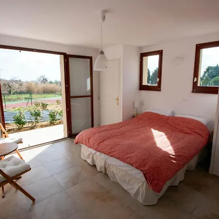 Holiday home Alarelle
